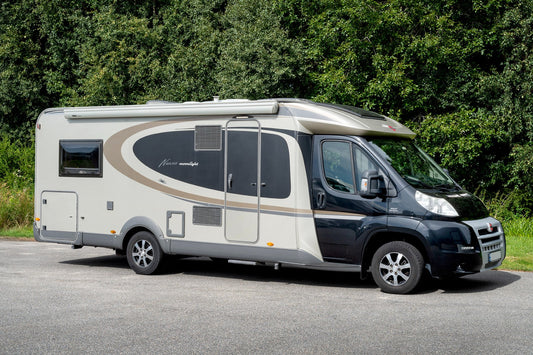 BÜRSTNER NEXXO T729 MOONLIGHT